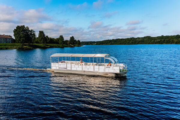 River cruise boat "Baltā Kaza"