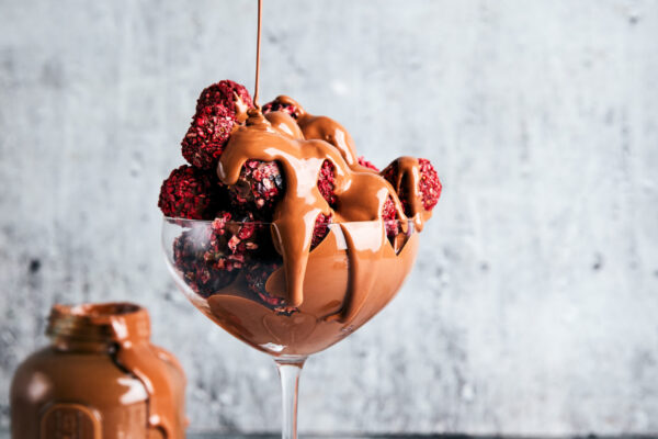 "Pure" chocolate production