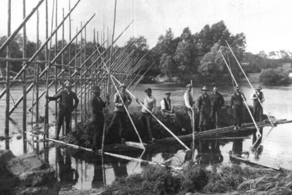 Lamprey fishing in olden days