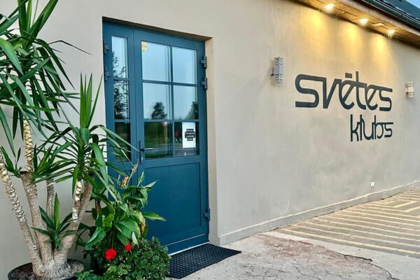 Svētes club cafe