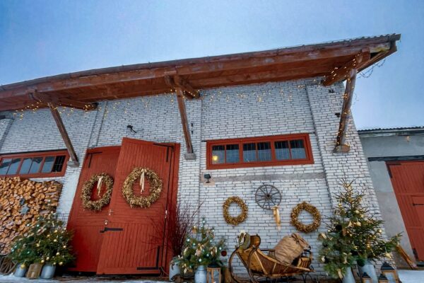 Kravas perons - local community meeting place