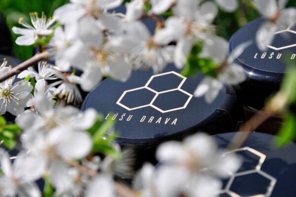 "Lūšu drava" honey products