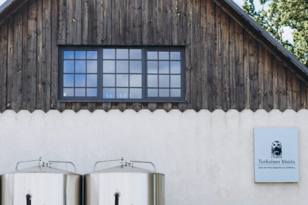 Turkalne manor beer and cider production